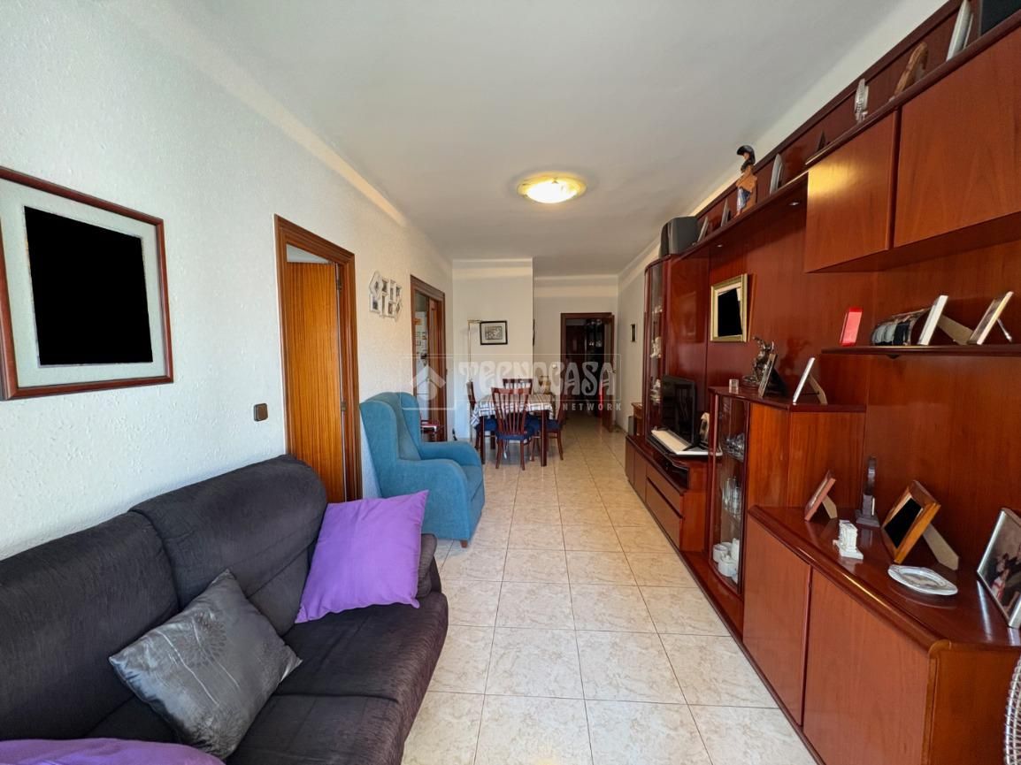 Living room of Flat for sale in  Barcelona Capital  with Air Conditioner