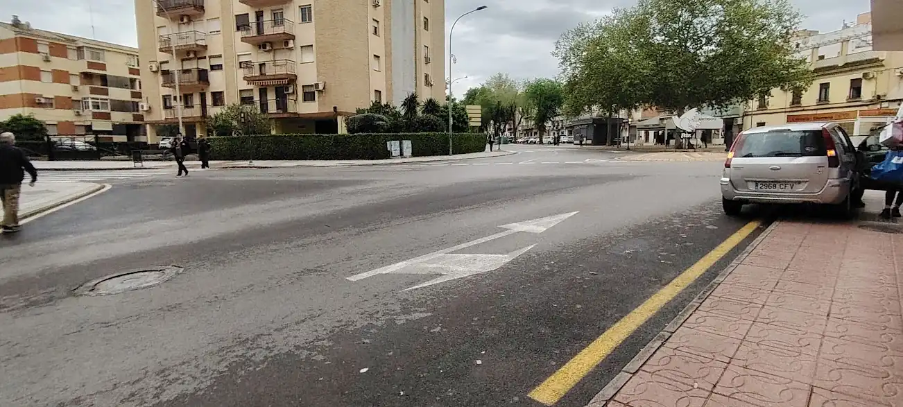 Local comercial en venda a Calle Alfonso X el Sabio 12