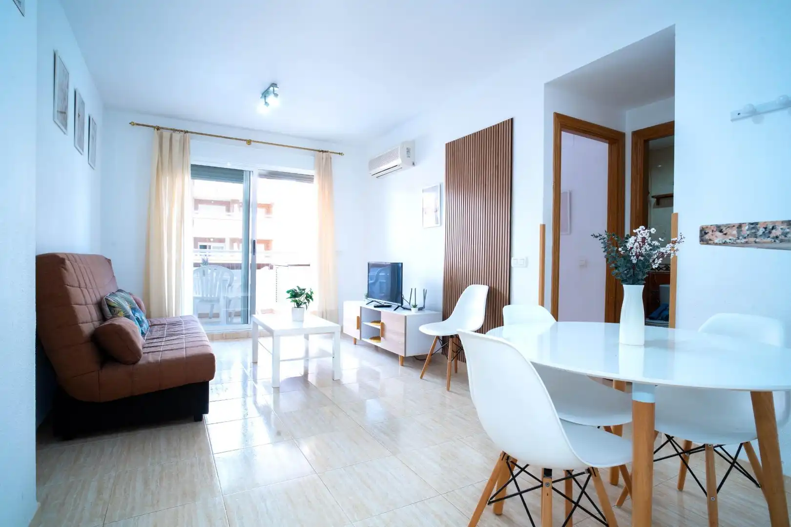 Sala d'estar de Apartament en venda en Oropesa del Mar / Orpesa amb Terrassa, Traster i Moblat
