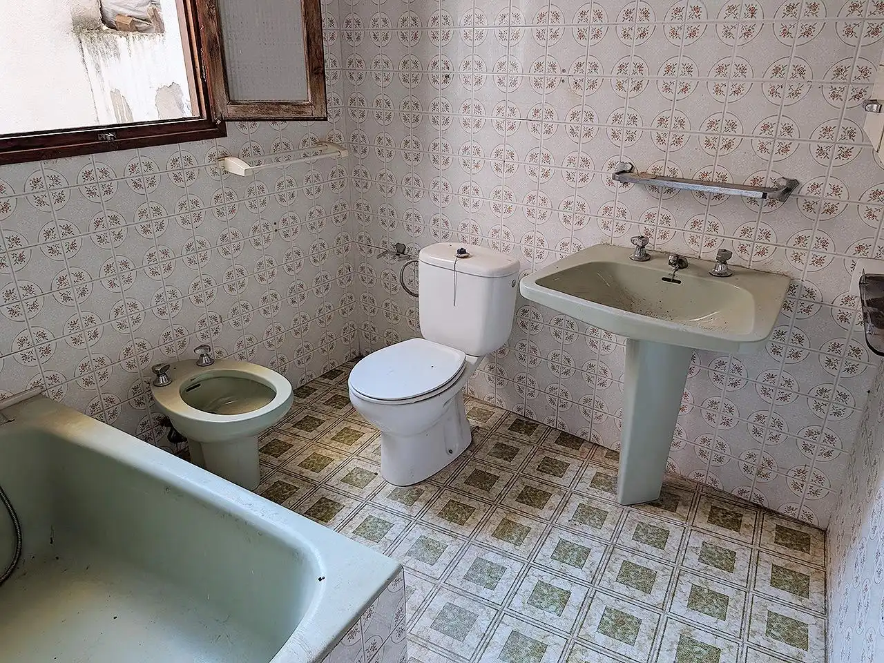 Bathroom of Houses for sale in Alcanar  with Terrace, Storage room and Balcony