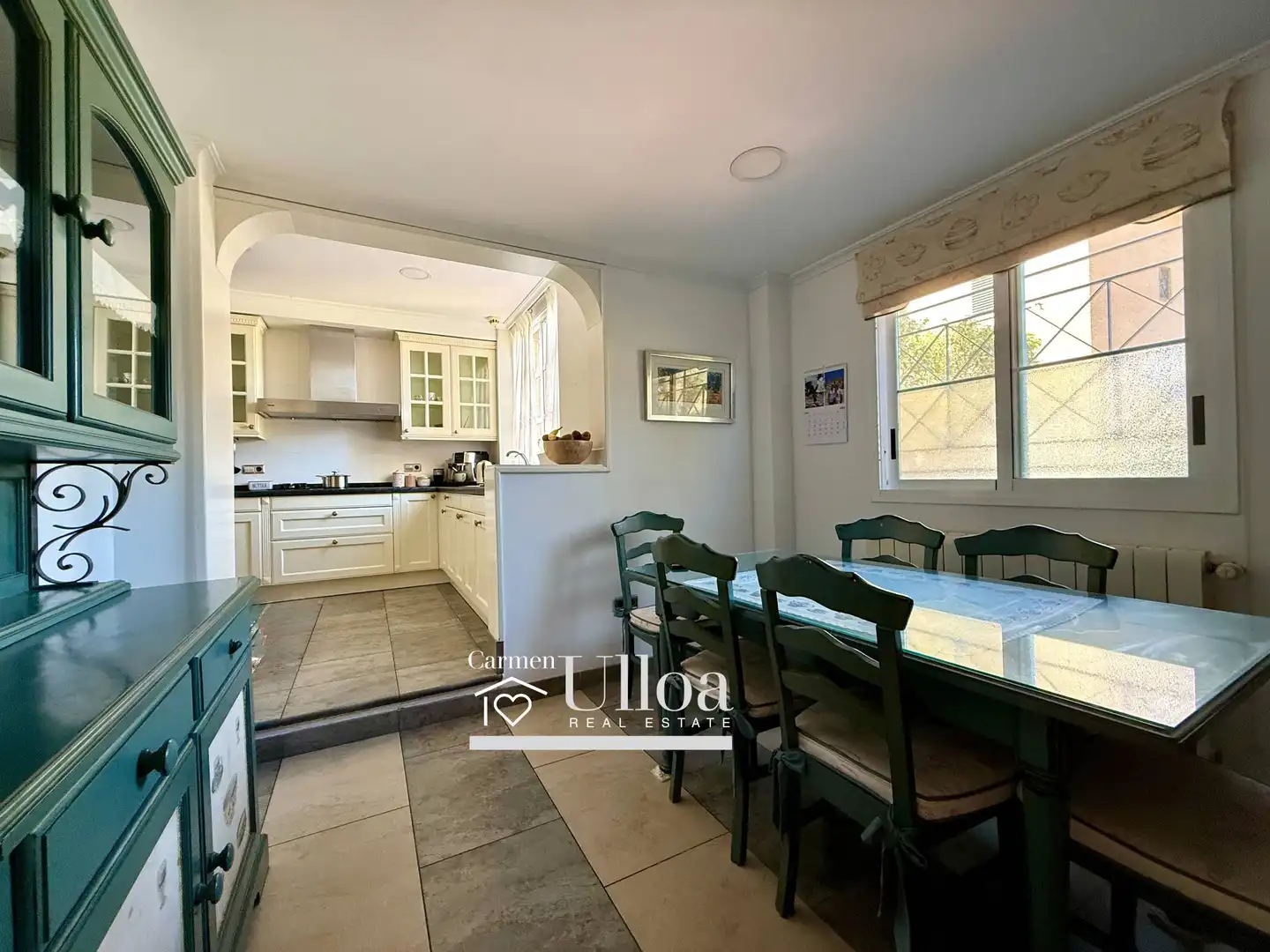 Cuina de Casa o xalet en venda en Alicante / Alacant amb Aire condicionat, Calefacció i Jardí privat