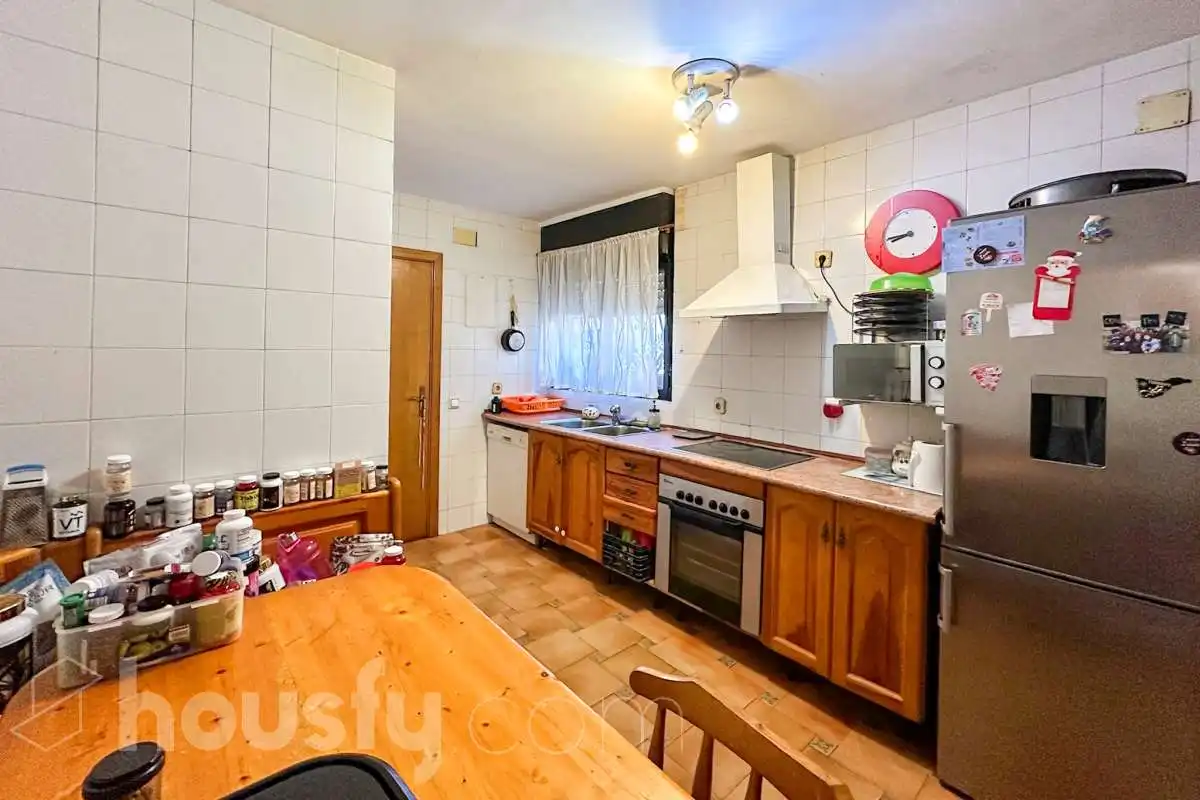 Detached homes for sale in Calle del Grabado, Sector 3