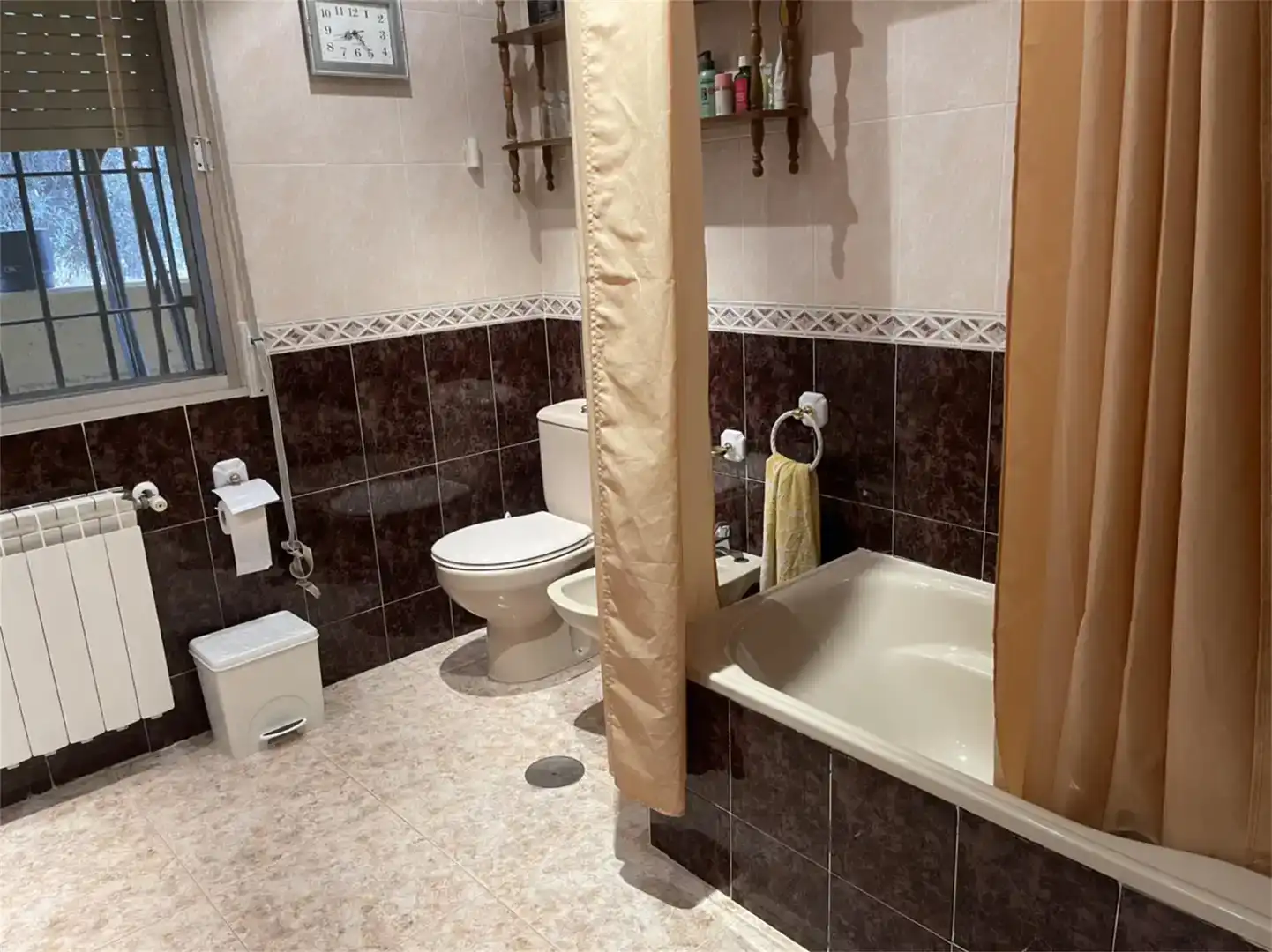 Bathroom of Houses for sale in Otero, Toledo