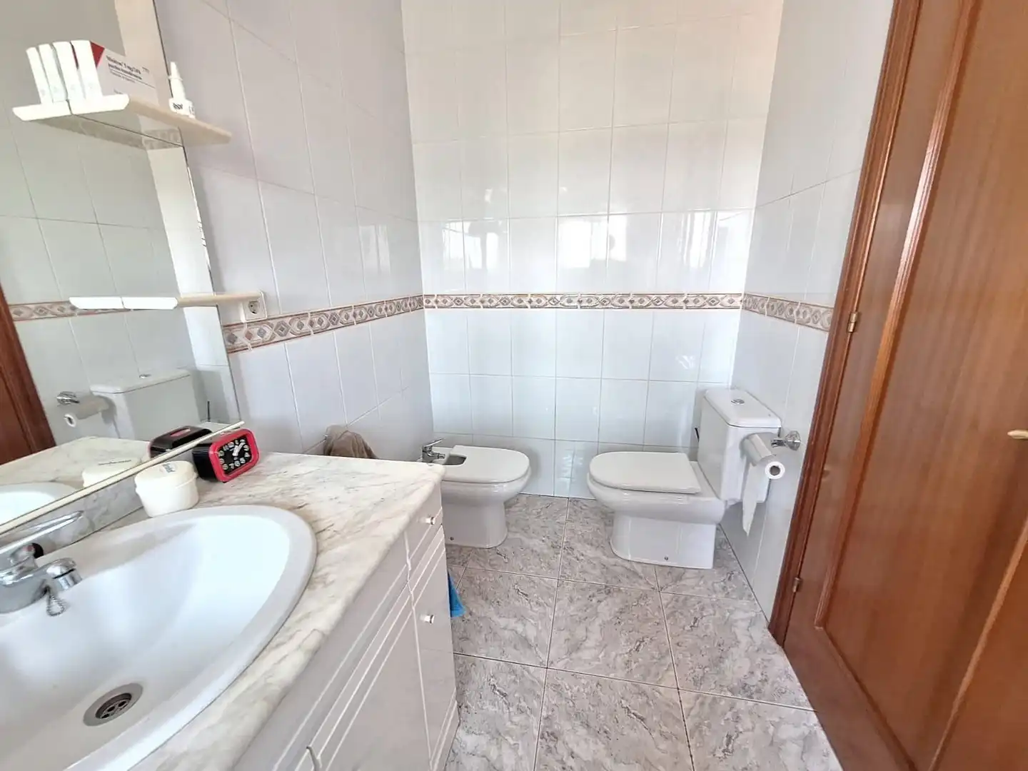 Badezimmer von Country house zum Verkauf in Santa Eulàlia de Ronçana mit Klimaanlage, Privatgarten und Terrasse