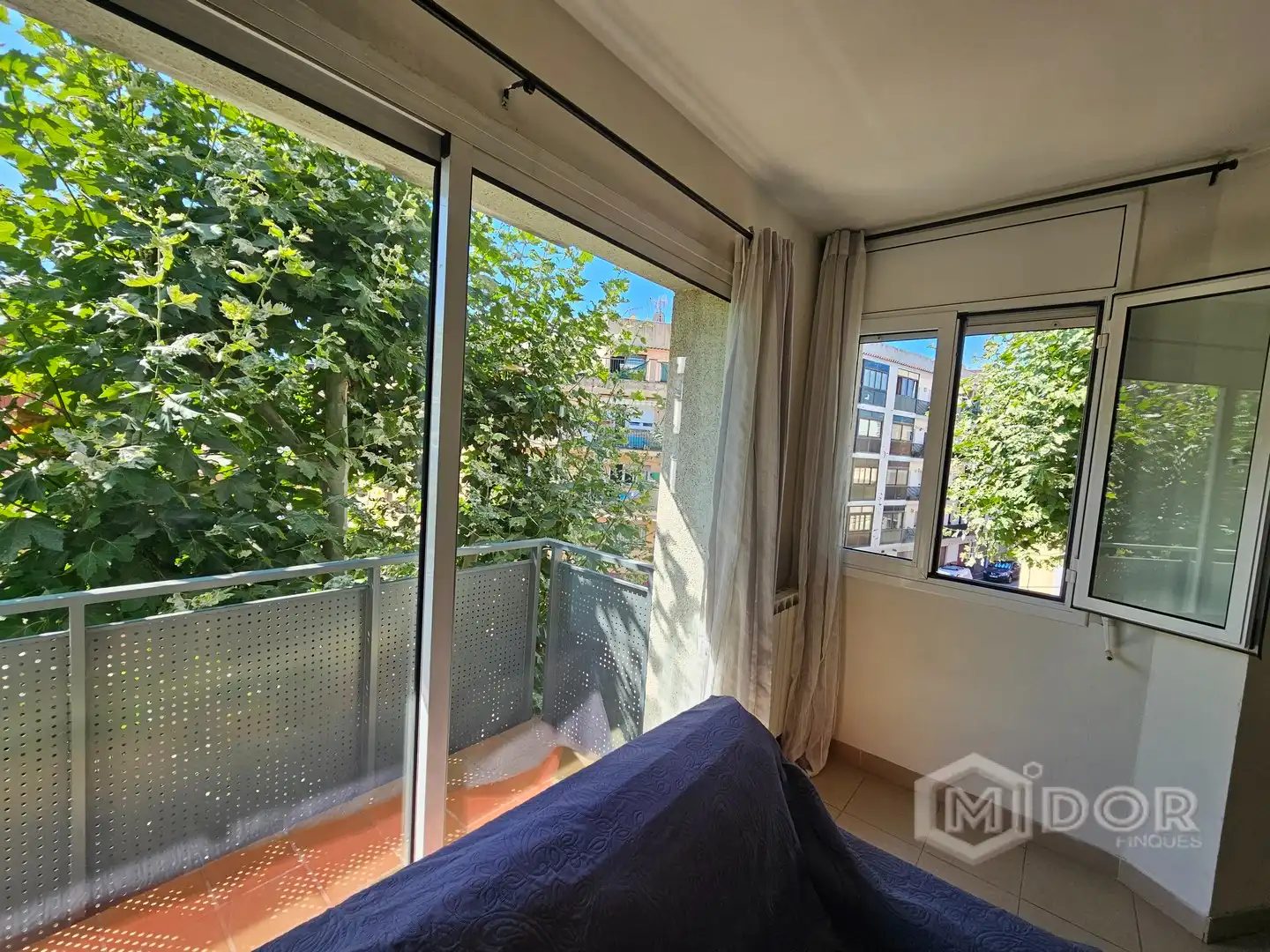 Apartament amb terrassa en venda a Carrer de Joan Camisó 67, imagen 3