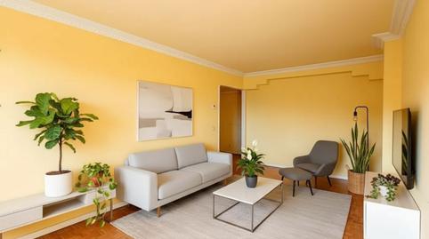 Foto 3 de Pis en venda a Pintor Ortiz de Urbina, San Martín, Vitoria - Gasteiz