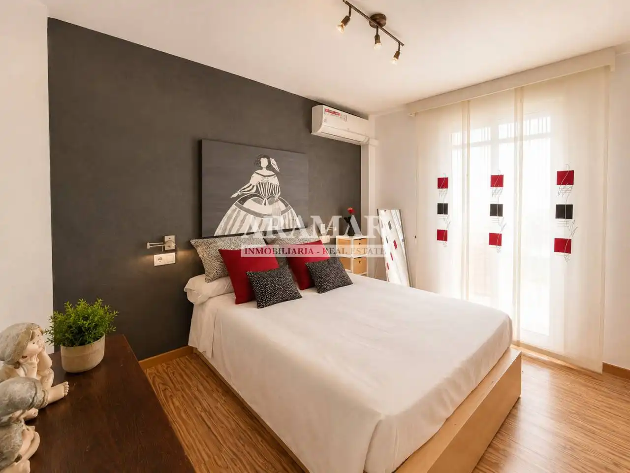 Habitación de Piso en venta en Pego con Aire acondicionado, Parquet y Balcón