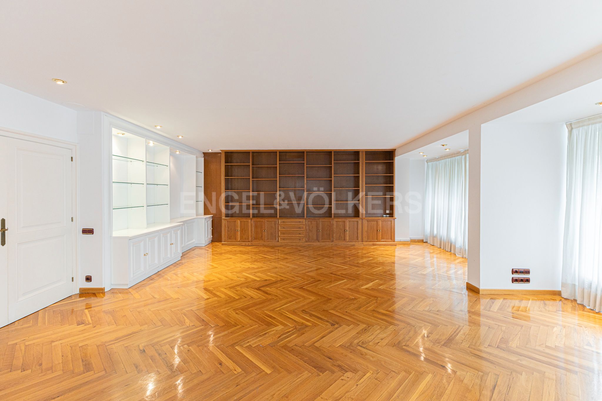 Living room of Apartment for sale in  Barcelona Capital  with Heating, Private garden and Parquet flooring