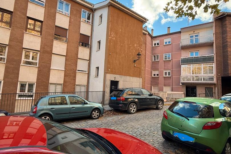 Foto 1 de Pis en venda a Calle Dean Castor Robledo, Sur, Ávila