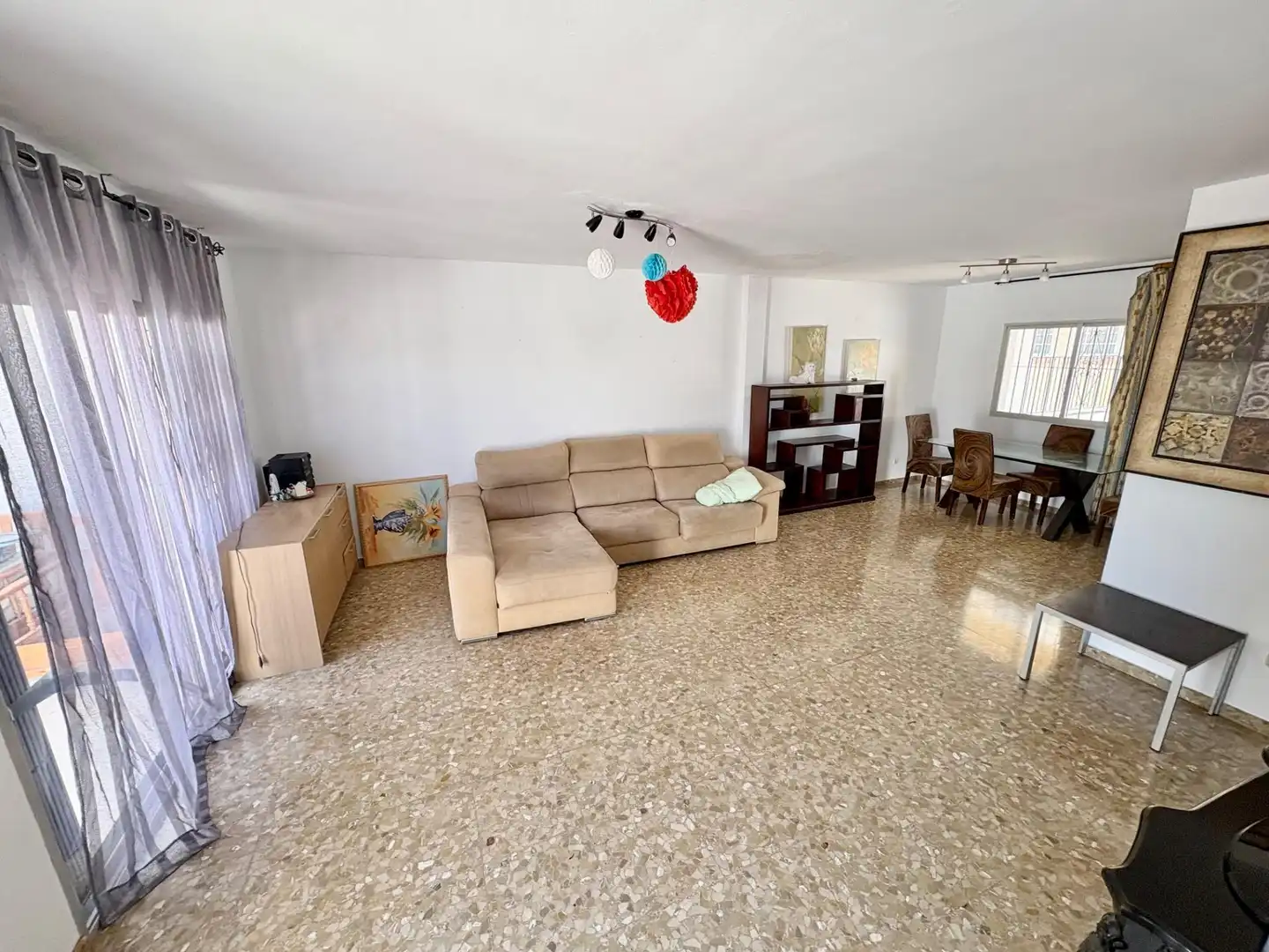 Sala d'estar de Casa adosada en venda en Vélez-Málaga amb Terrassa
