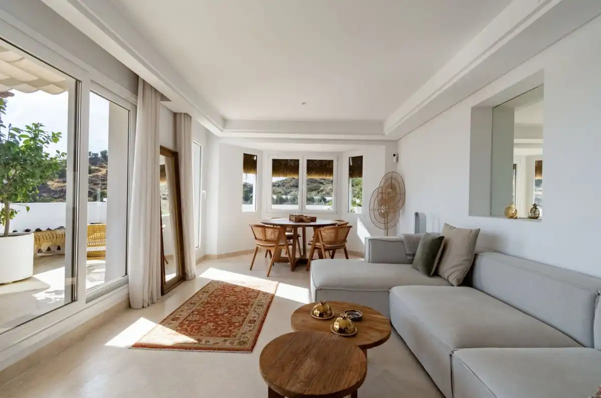 Wohnzimmer von Maisonette zur Miete in Marbella mit Klimaanlage, Terrasse und Abstellraum