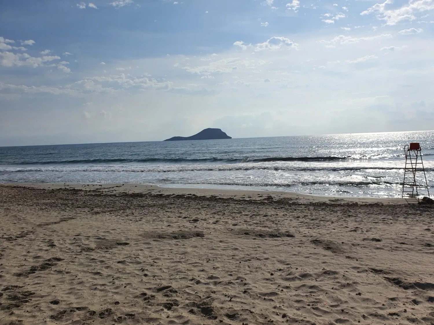 Vista exterior de Dúplex en venda en La Manga del Mar Menor amb Aire condicionat i Piscina