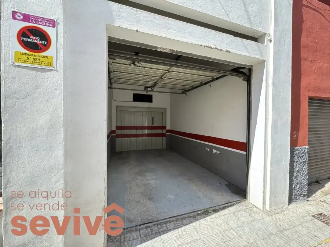 Aparcament de Oficina de lloguer en San Cristóbal de la Laguna amb Terrassa