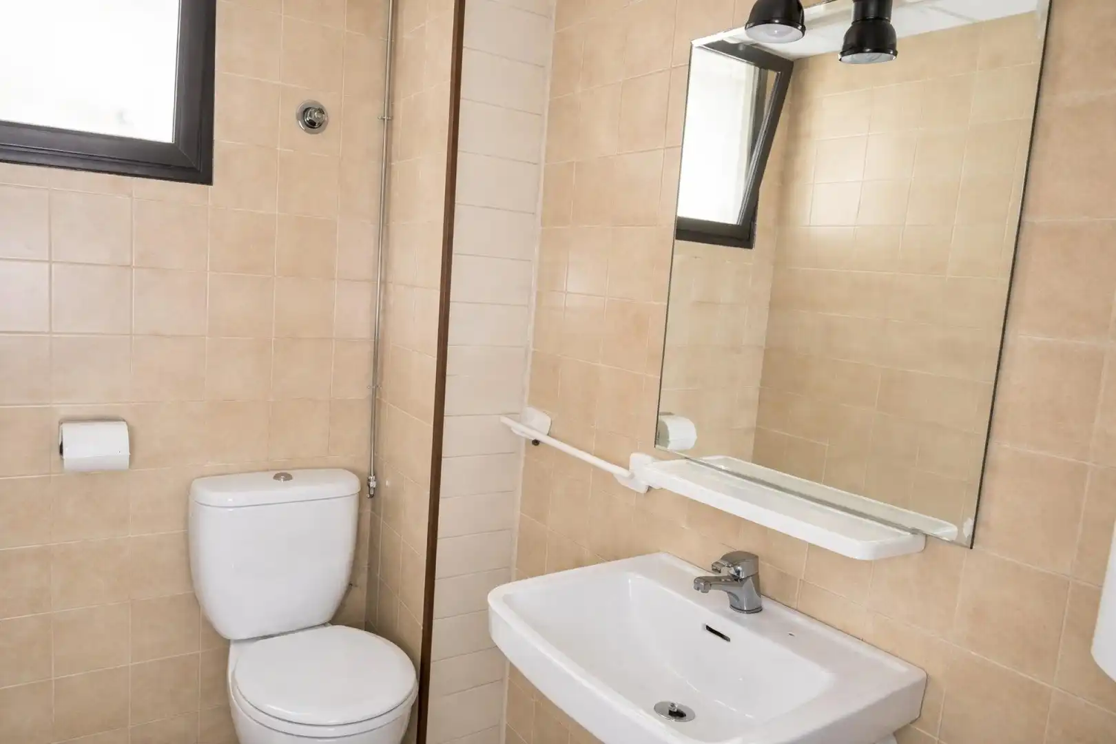 Baño de Casa adosada en venta en Almansa con Terraza