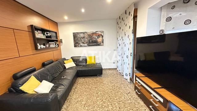 Piso en Venta en Sant Josep - Zona Hospital