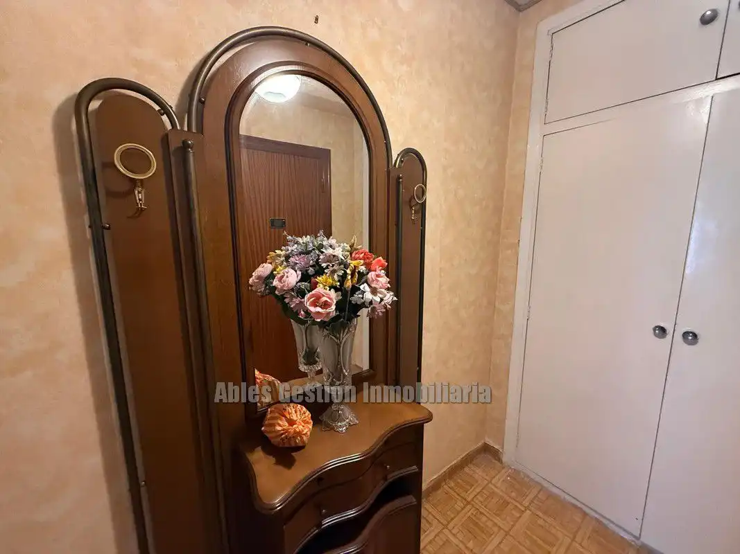 Piso con ascensor en venta en Lorenzo Abruñedo 12, imagen 26