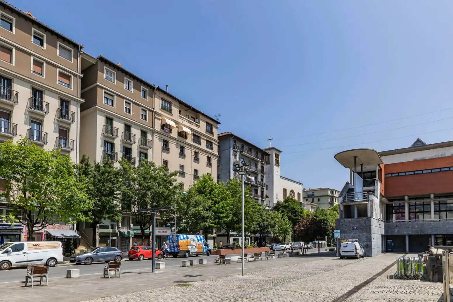Außenansicht von Wohnung zum Verkauf in Pasaia mit Balkon