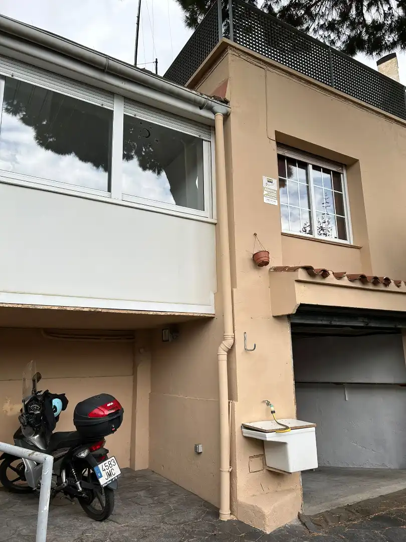 Vista exterior de Casa o chalet de alquiler en Sarrià - Sant Gervasi