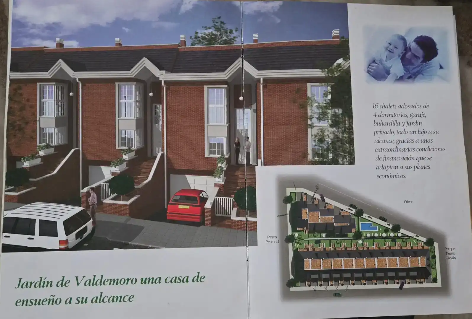 Vista exterior de Casa o xalet en venda en Valdemoro amb Aire condicionat, Piscina i Balcó