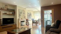 Living room of Single-family semi-detached for sale in Terrassa  with Terrace