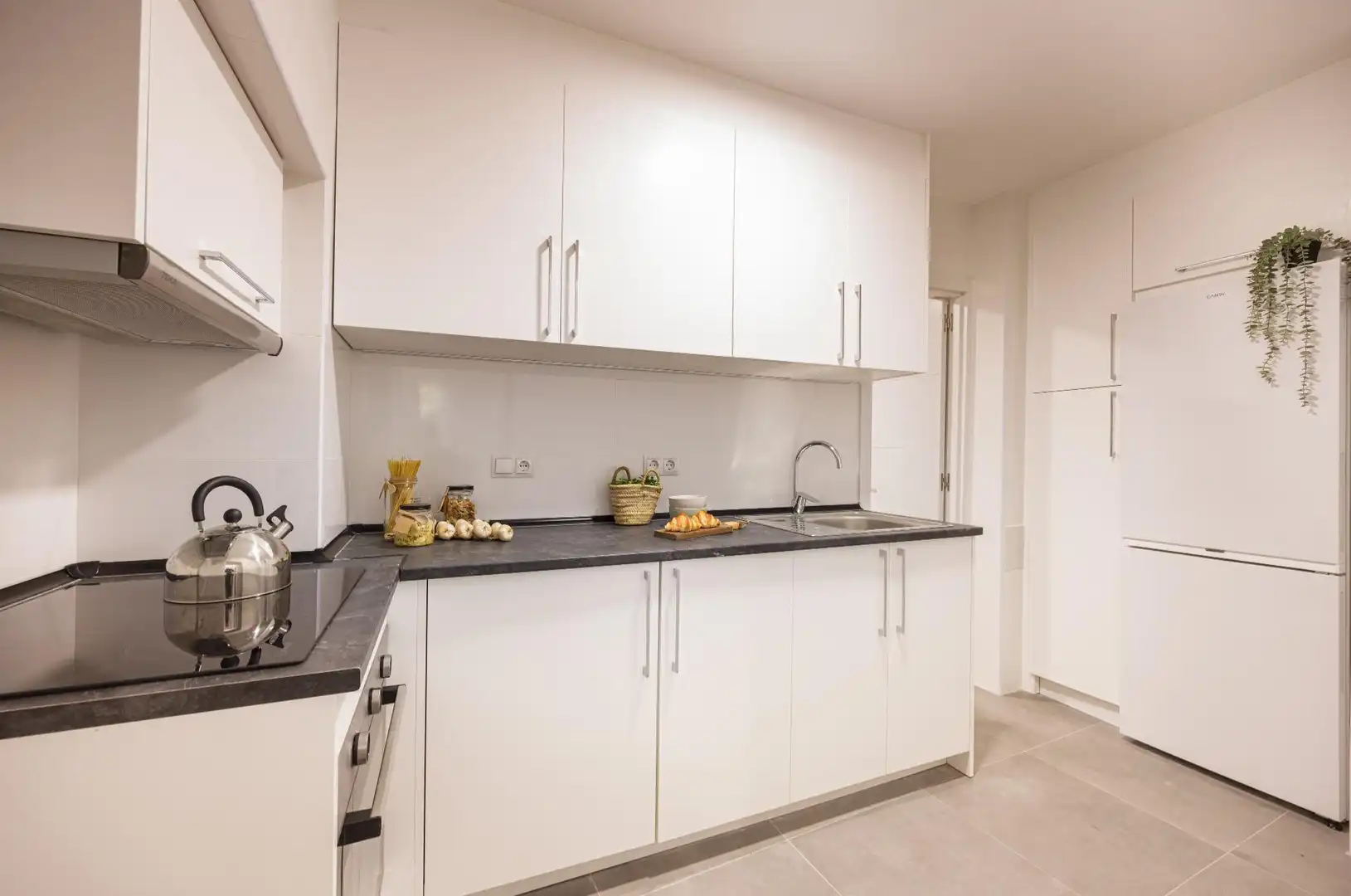 Kitchen of Flat for sale in Madrid