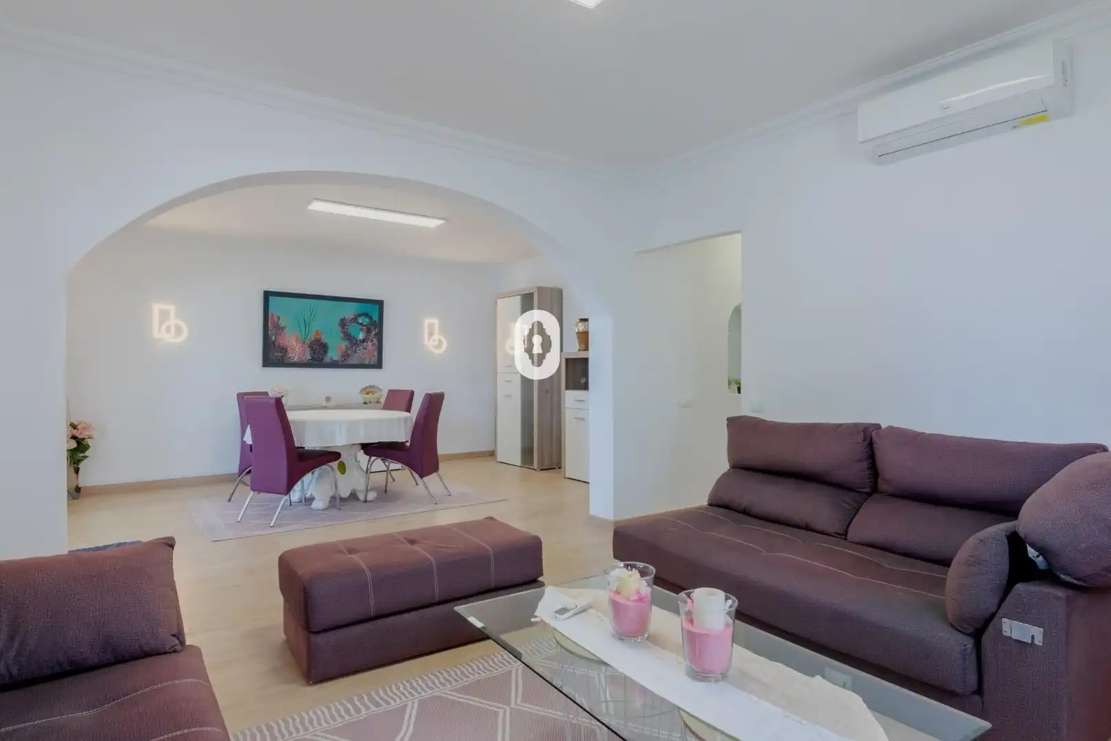 Sala d'estar de Casa adosada en venda en Alcúdia amb Aire condicionat, Jardí privat i Parquet