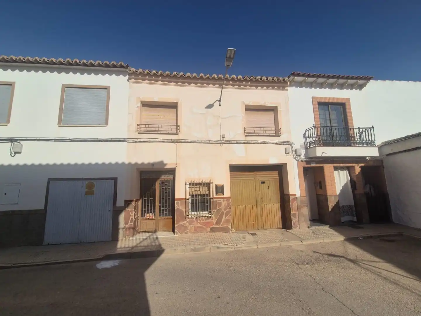 Vista exterior de Casa o chalet en venta en Herencia