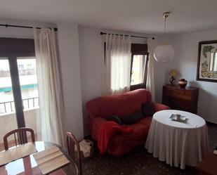 Dormitori de Apartament de lloguer en Baeza amb Aire condicionat, Terrassa i Balcó