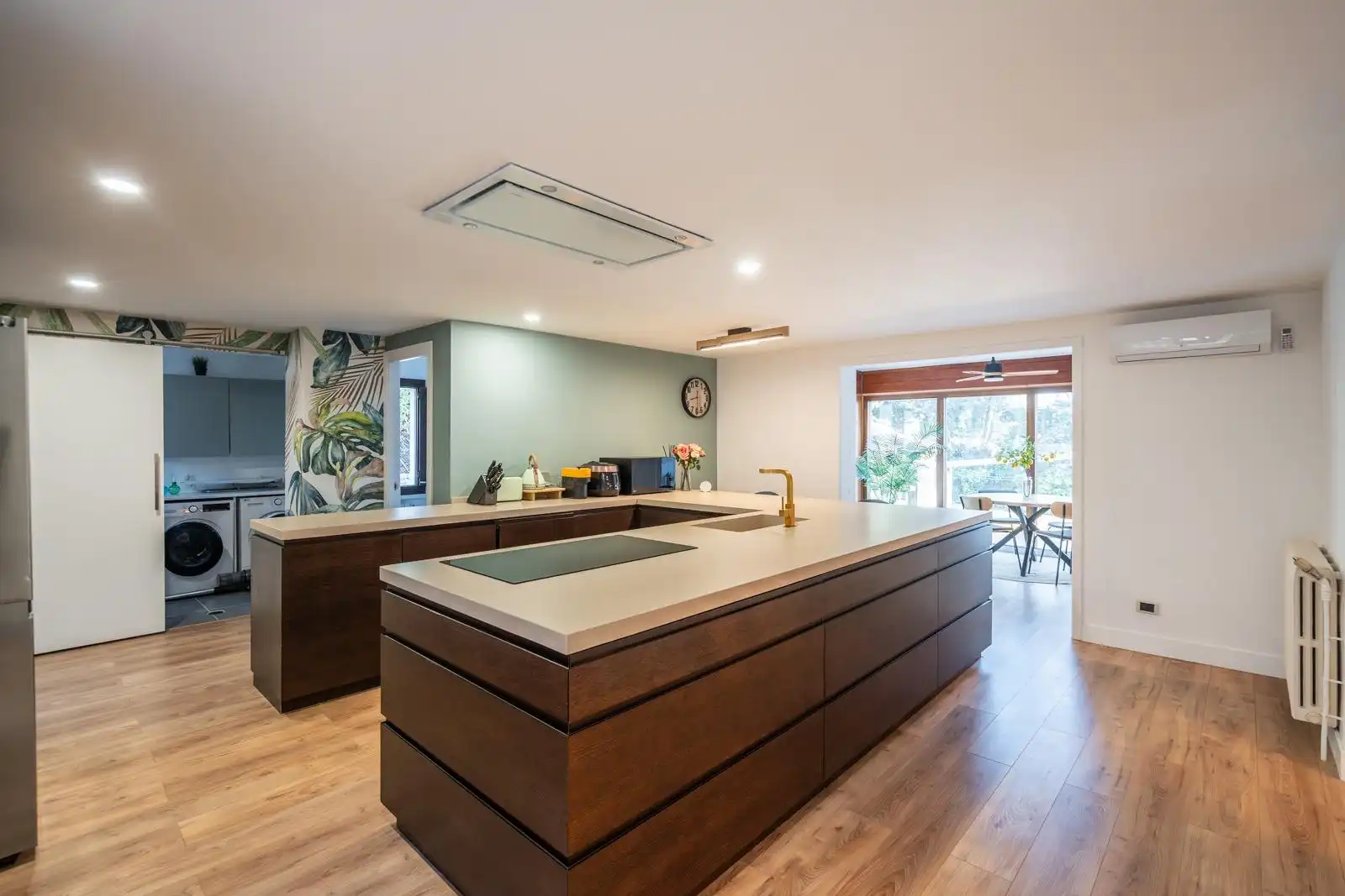 Cocina de Casa o chalet en venta en Las Rozas de Madrid con Aire acondicionado, Calefacción y Jardín privado