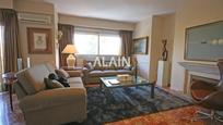 Living room of Flat for sale in  Valencia Capital  with Air Conditioner, Terrace and Balcony