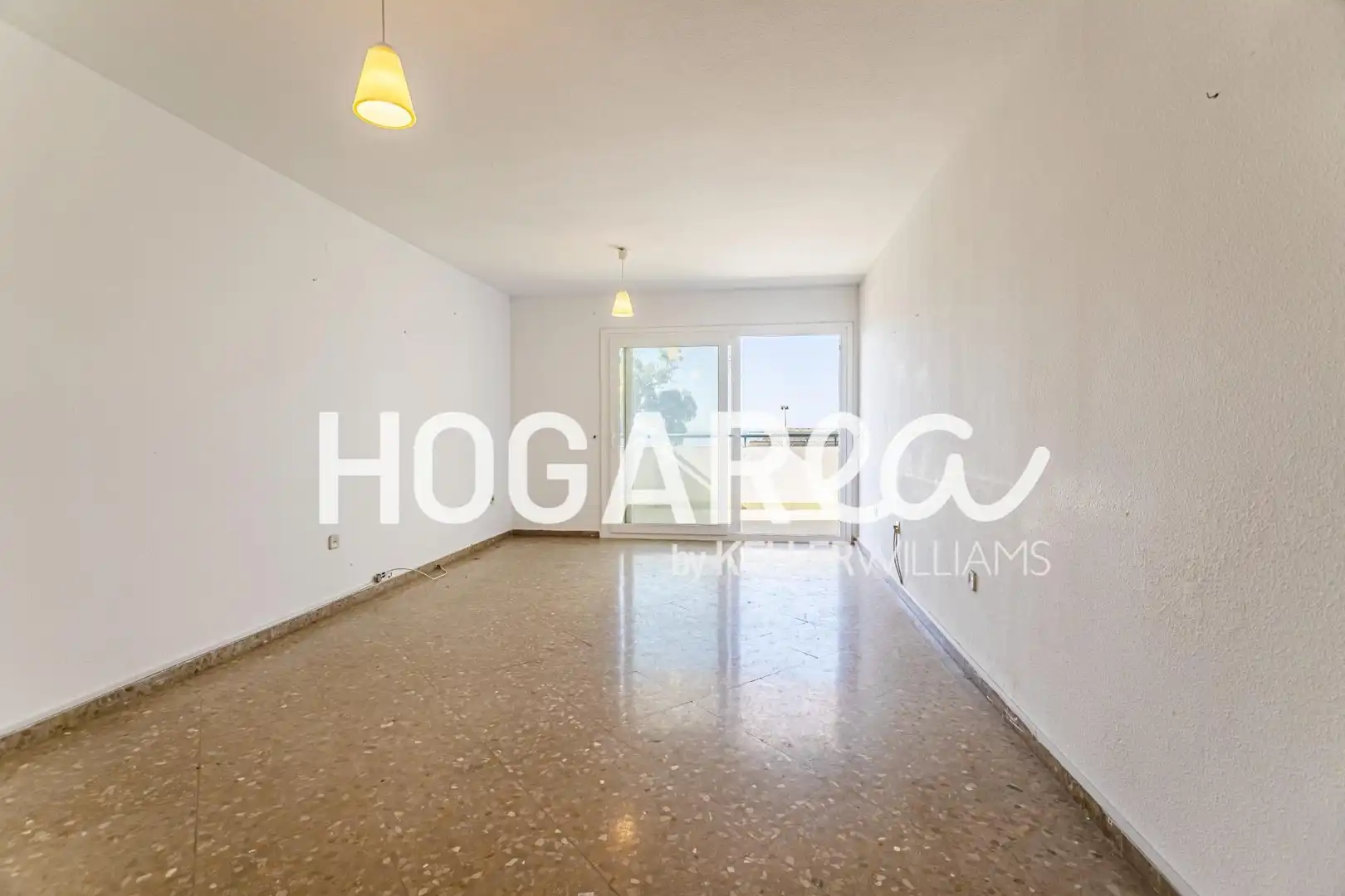 Living room of Flat for sale in Málaga  with Air Conditioner, Heating and Terrace
