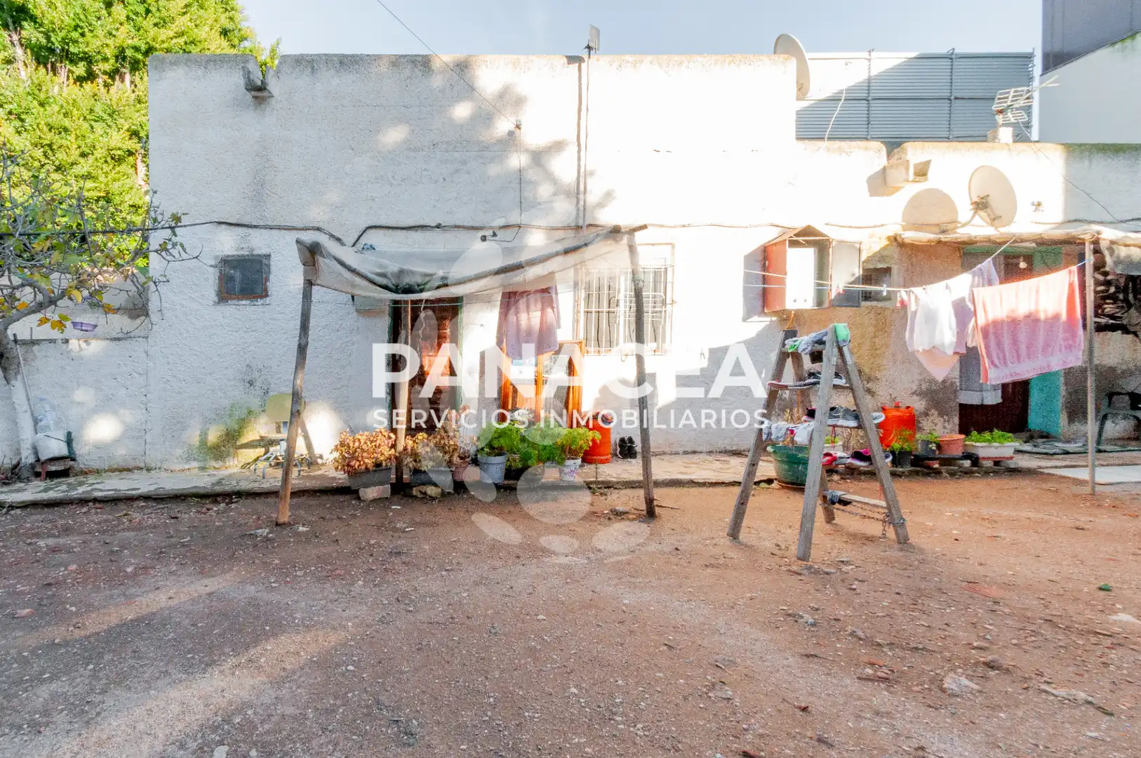 Vista exterior de Casa o xalet en venda en El Ejido amb Moblat