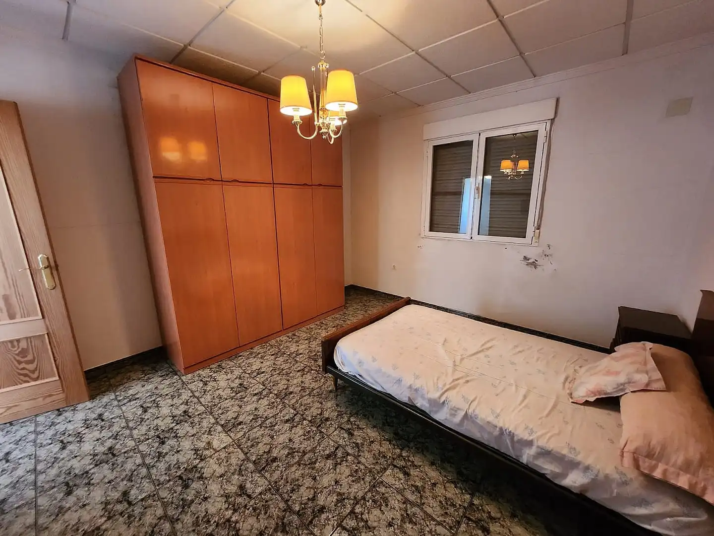 Habitación de Dúplex en venta en Yecla