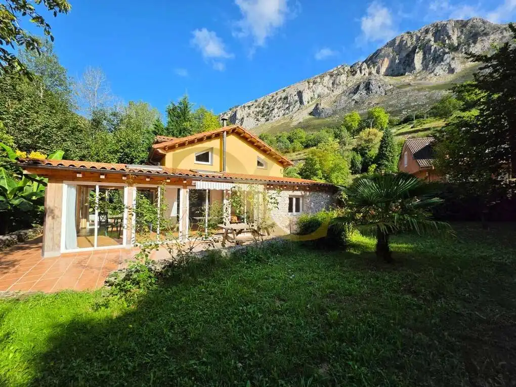 Jardín de Casa o chalet en venta en Llanes con Calefacción, Jardín privado y Terraza