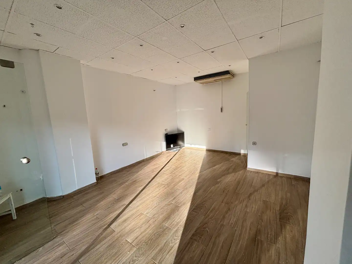 Local comercial en alquiler en Carretera d'Esplugues 232