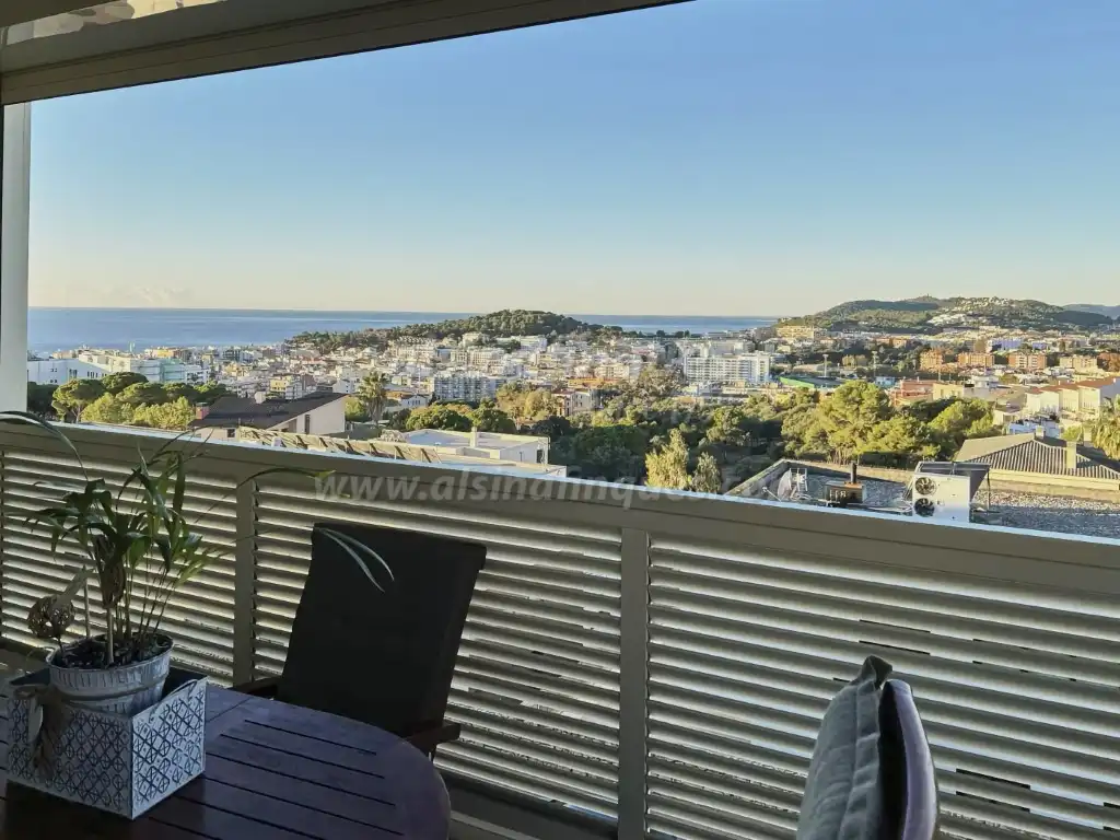 Terraza de Ático en venta en Lloret de Mar con Aire acondicionado, Jardín privado y Terraza