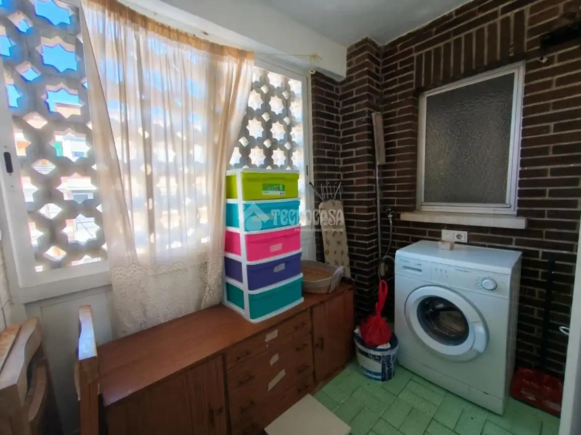 Piso en venta en Madrid con Calefacción y Terraza