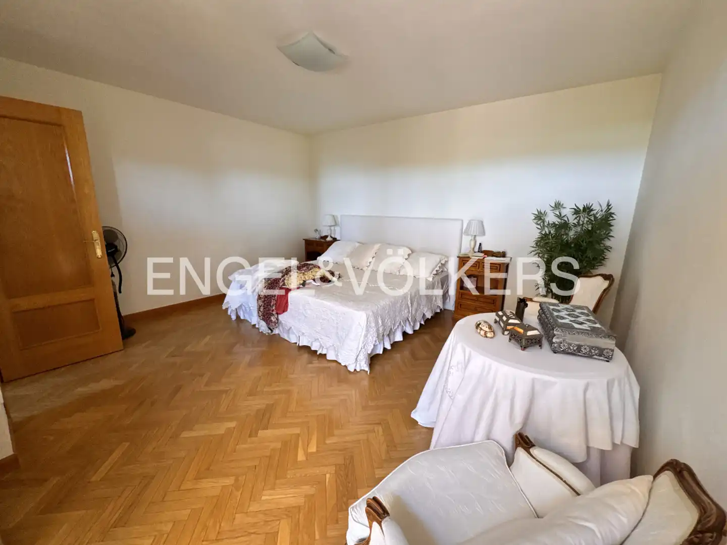 Sala de estar de Ático de alquiler en Majadahonda con Aire acondicionado, Calefacción y Jardín privado