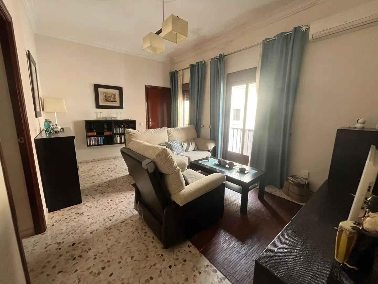 Sala de estar de Casa o chalet en venta en Mairena del Alcor