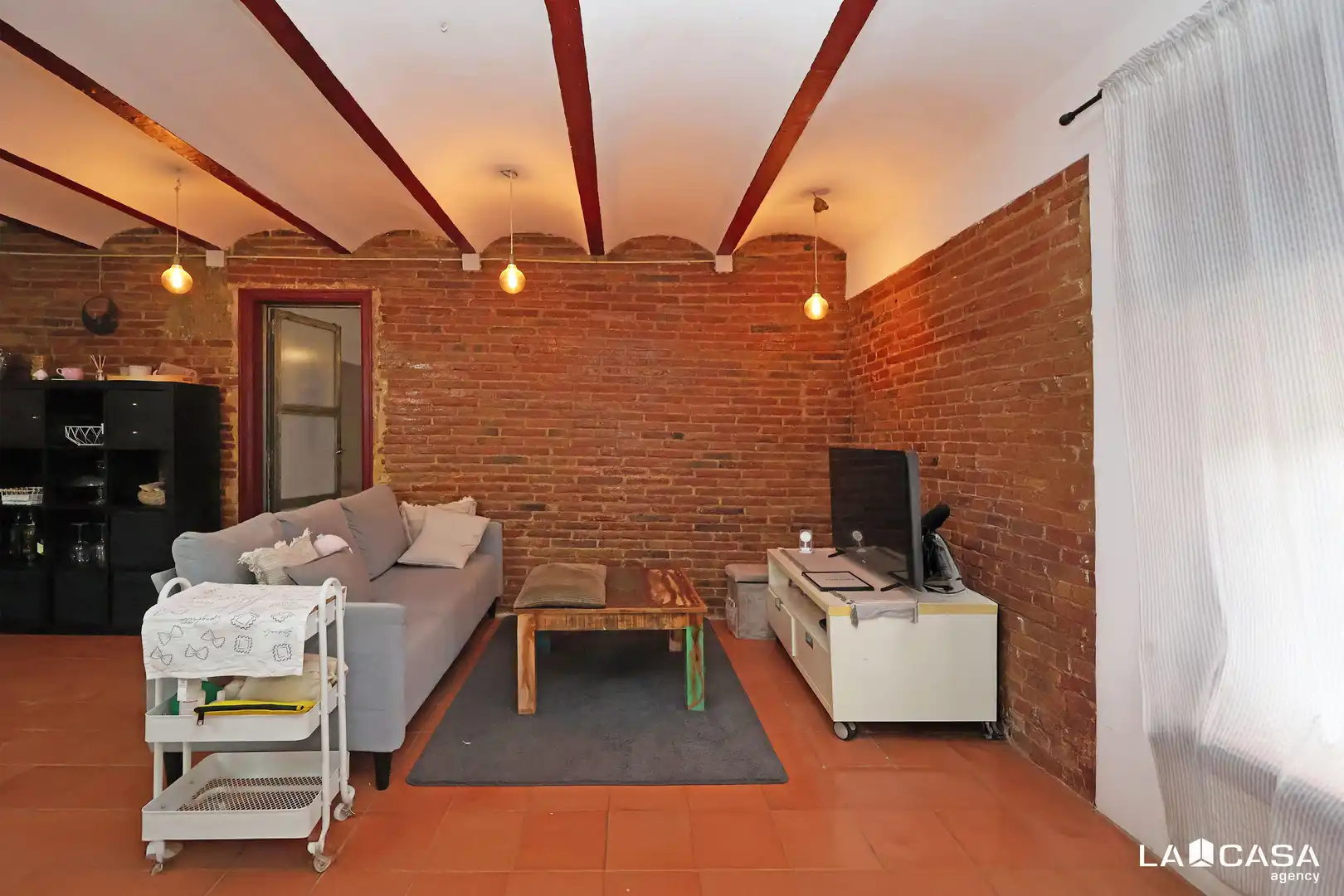 Sala d'estar de Dúplex en venda en Barcelona amb Terrassa i Traster