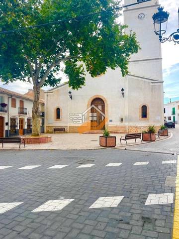 Casa adosada en Venta en Chirivel