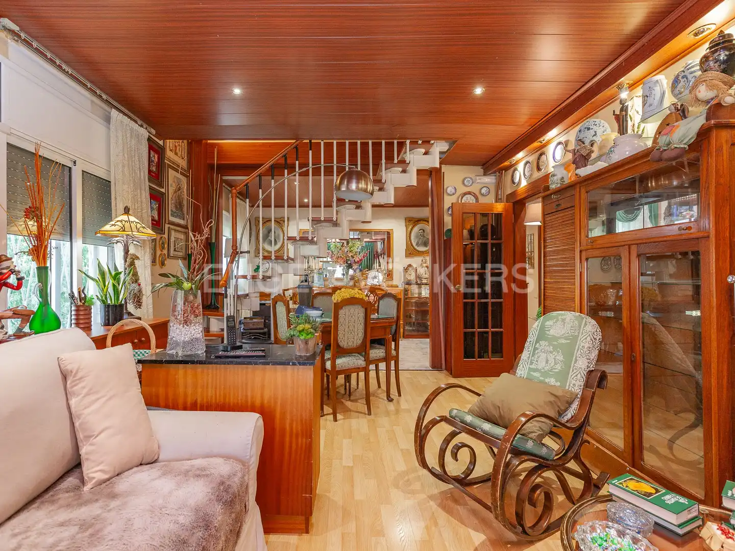 Living room of Houses for sale in Sant Cugat del Vallès  with Air Conditioner, Heating and Private garden