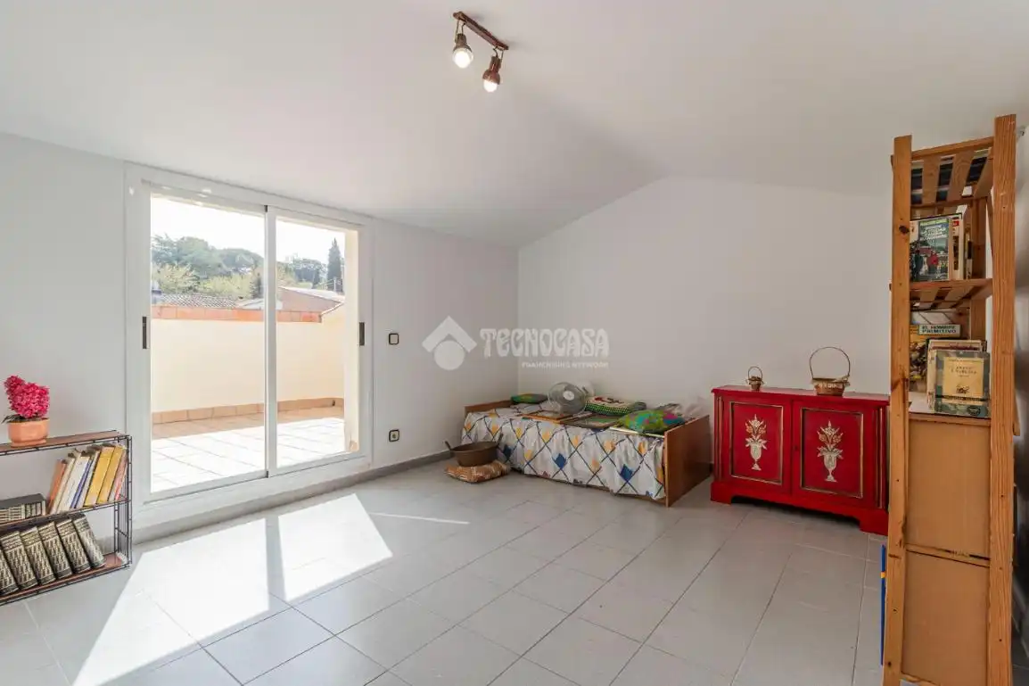 Bedroom of Houses for rent in Sant Cugat del Vallès  with Air Conditioner, Terrace and Balcony