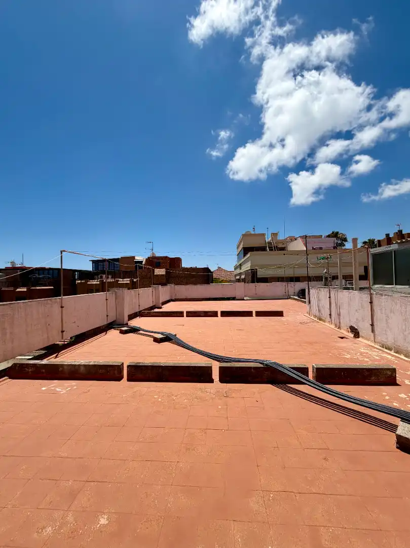 Vista exterior de Ático en venta en Las Palmas de Gran Canaria con Terraza