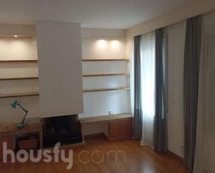 Living room of Flat to rent in Sant Cugat del Vallès  with Air Conditioner and Heating