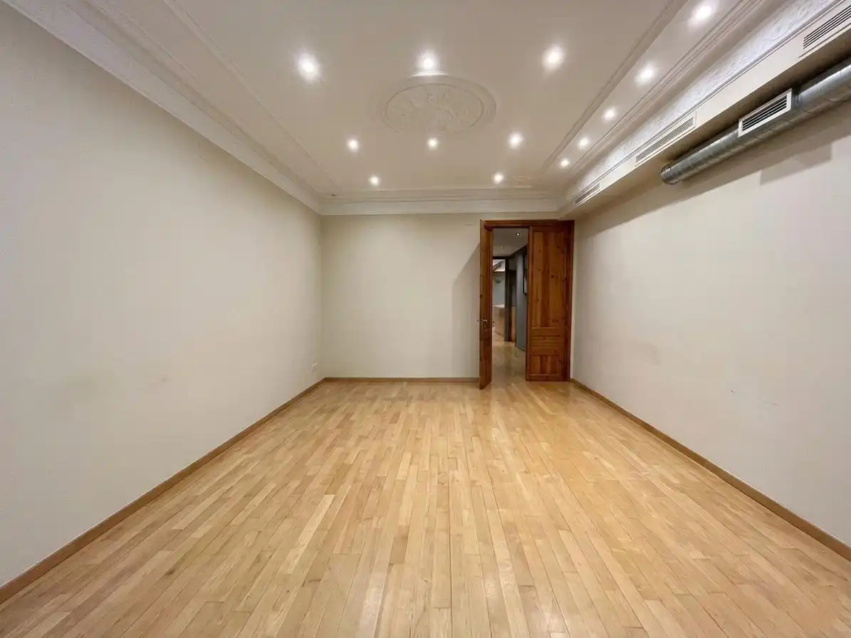 Appartamento con ascensore in vendita a Eixample, imagen 3