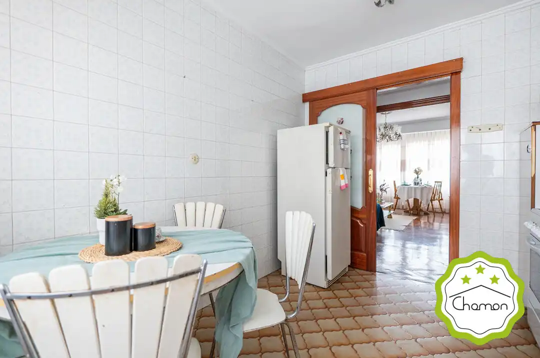 Comedor de Piso en venta en Barakaldo  con Trastero