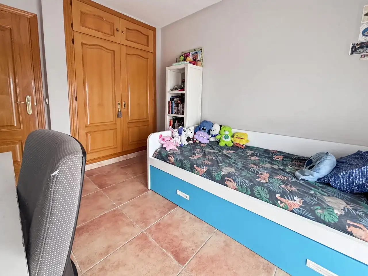 Dormitori de Casa o xalet en venda en Collado Mediano amb Aire condicionat, Terrassa i Piscina comunitària