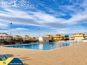 Casa con piscina in vendita a Gran Alacant