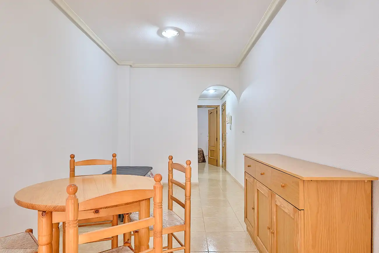Apartamento en venta en Calle Almudena, Antonio Machado